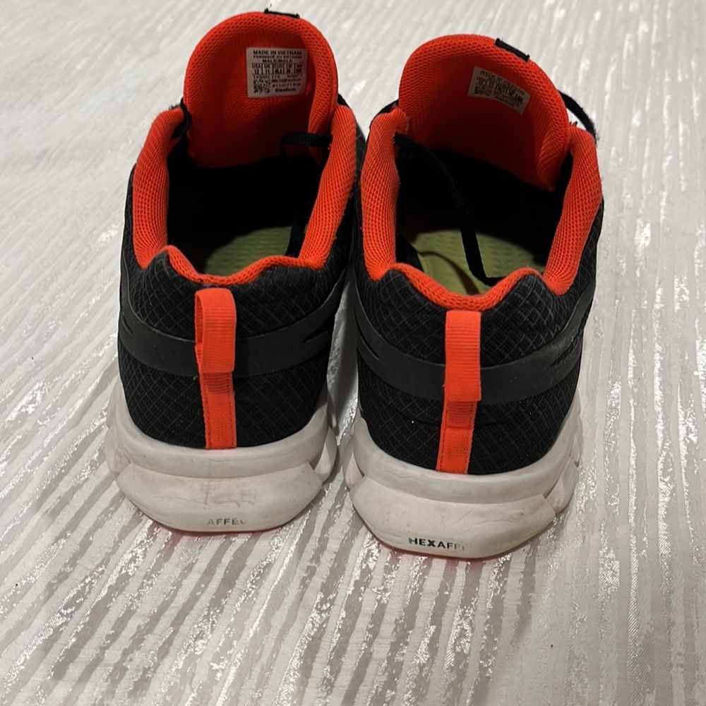 Black Reebok running sneakers - Picture 4 of 6